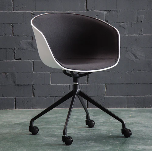 Swivel Bucket Chair - Image 3